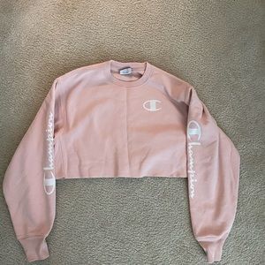 Women’s cropped champion crew neck
